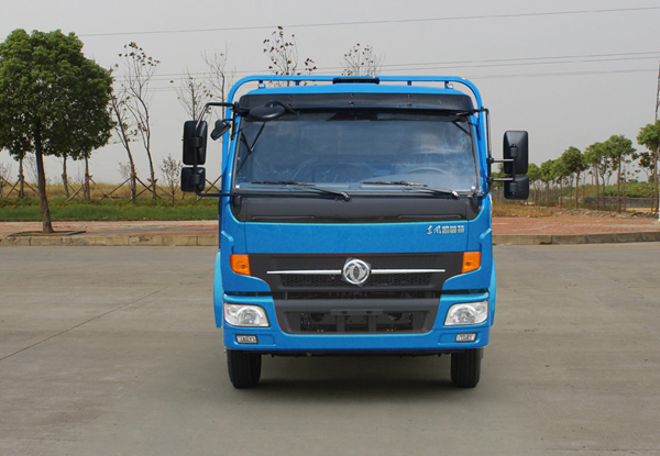東風(fēng)多利卡20米直臂高空作業(yè)車(chē)