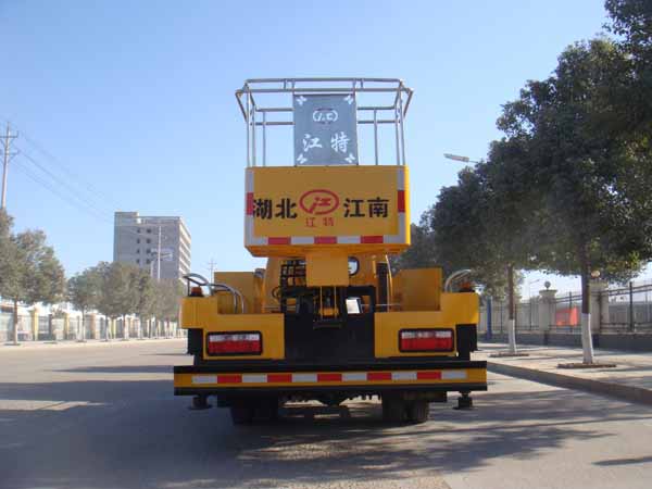 東風(fēng)多利卡20米直臂高空作業(yè)車(chē)